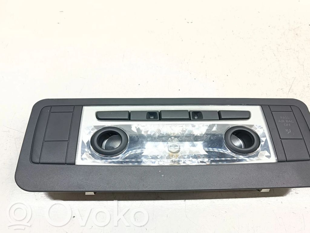 BMW 1 E82 E88 Front seat light 