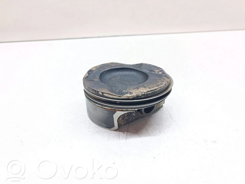 BMW 3 E90 E91 Piston 