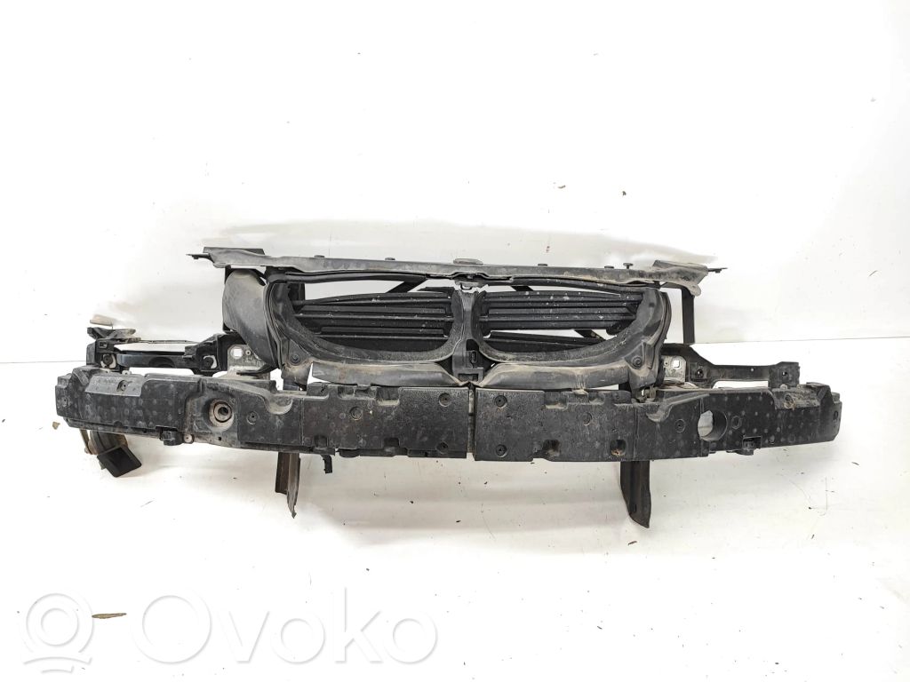 Radiatorių panelė   7178080