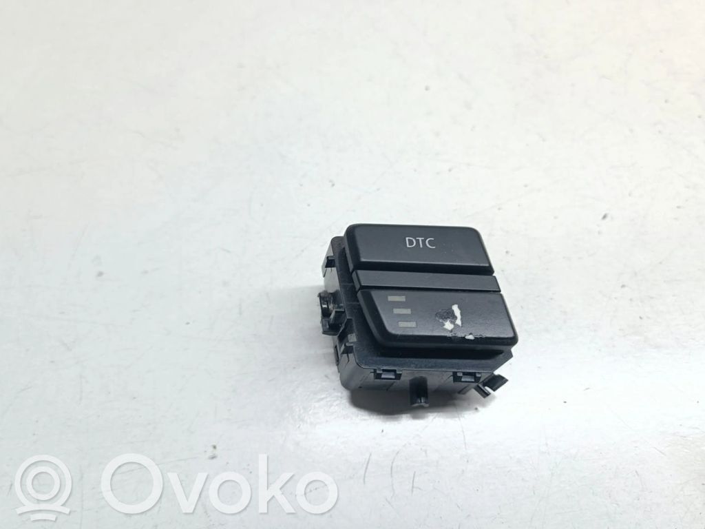 BMW 5 E60 E61 Sėdynių šildymo jungtukas 