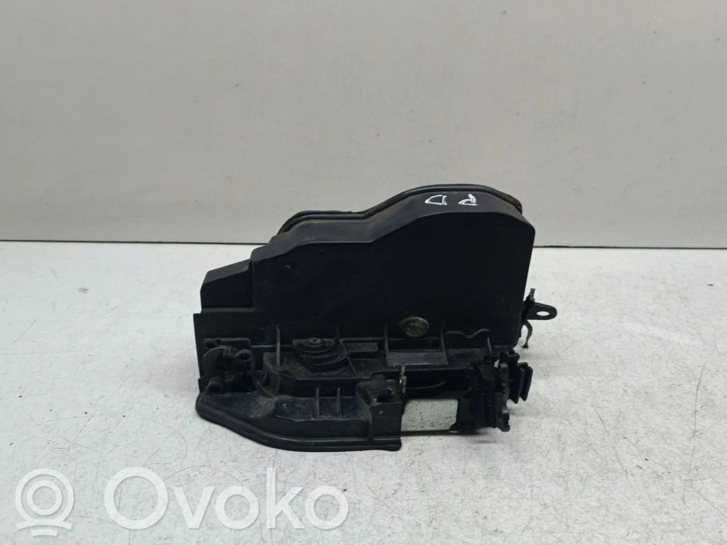 Front door lock   7202144
