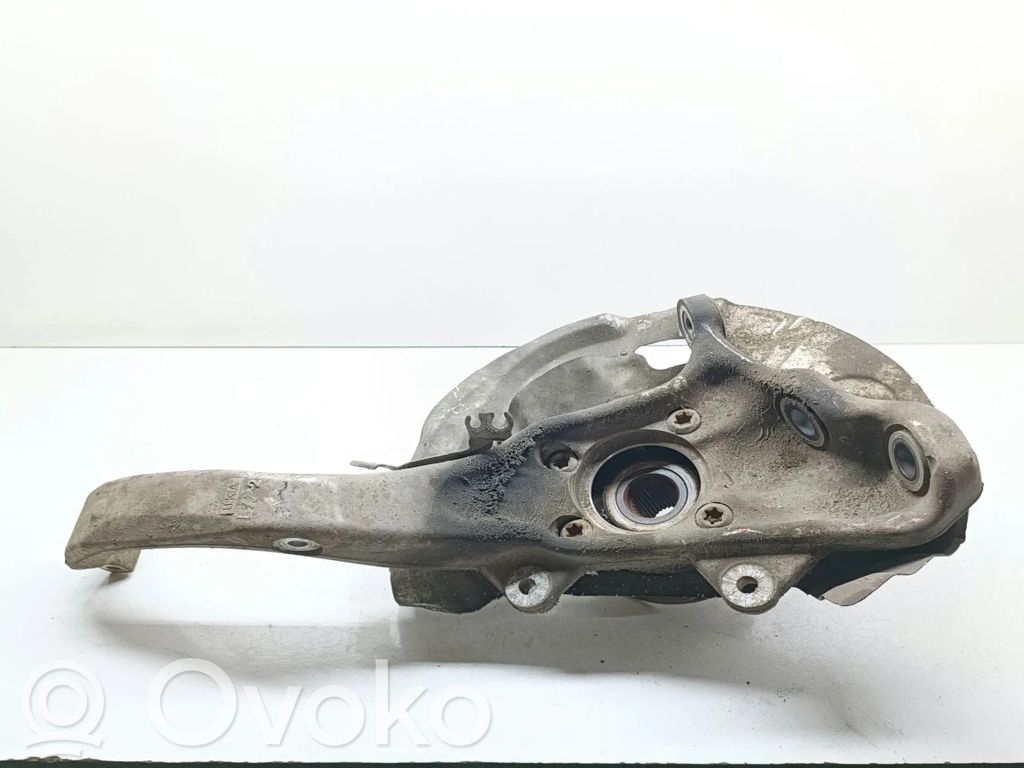 BMW X5 F15 Priekšējā riteņa rumbas vārpstas šarnīrs (stupica, capfa) 