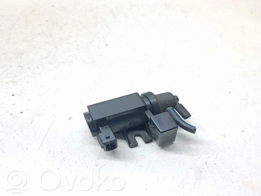 BMW 5 E60 E61 Solenoidinis vožtuvas 