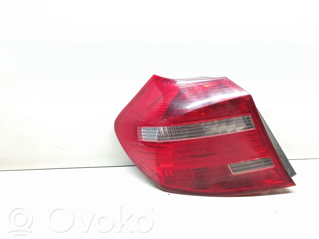 BMW 1 E81 E87 Galinis žibintas kėbule 