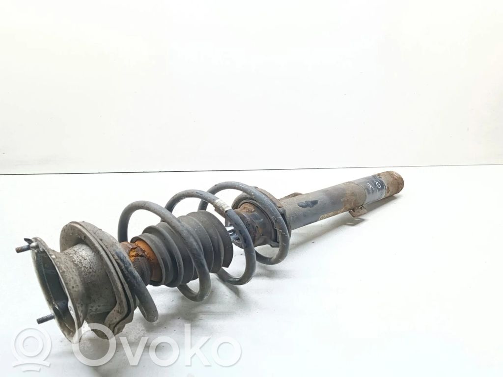 BMW 1 E81 E87 Etuiskunvaimennin kierrejousella 