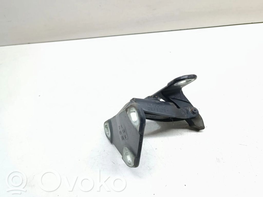 Tailgate/trunk/boot hinge   14187910