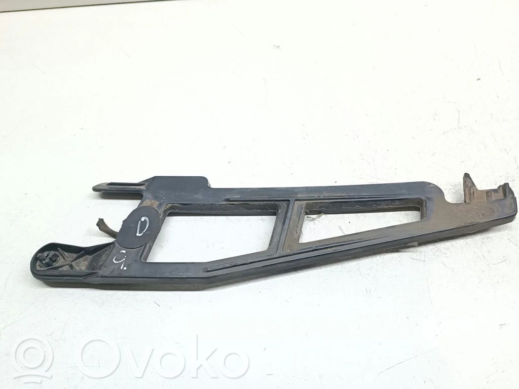 BMW X5 E70 Takapuskurin kannake 