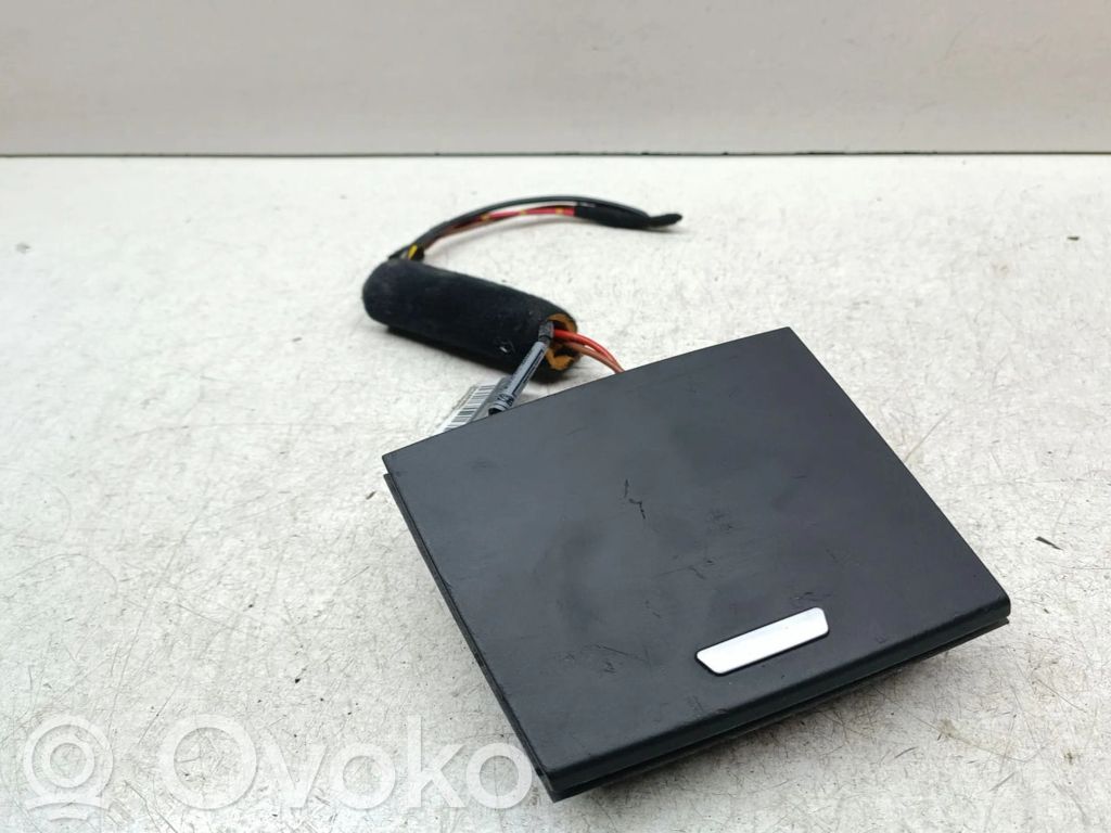 BMW X3 E83 12 V Socket (rear) 