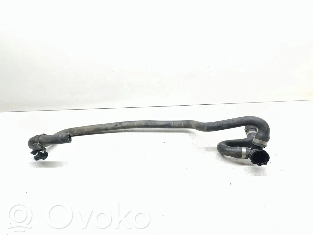 BMW X3 E83 Engine coolant pipe/hose 