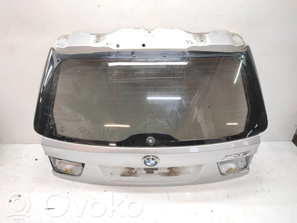 Tailgate/trunk/boot lid