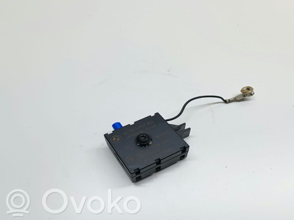 BMW 3 E46 Antenos stiprintuvas 