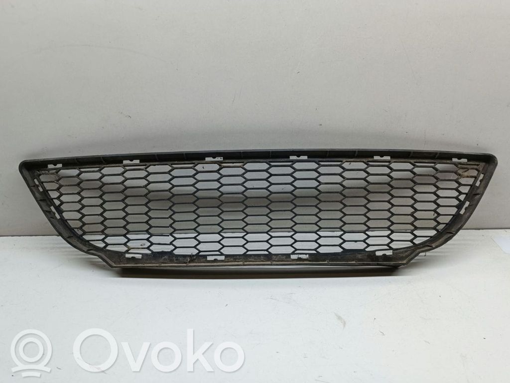 BMW 3 E90 E91 Front bumper lower grill 