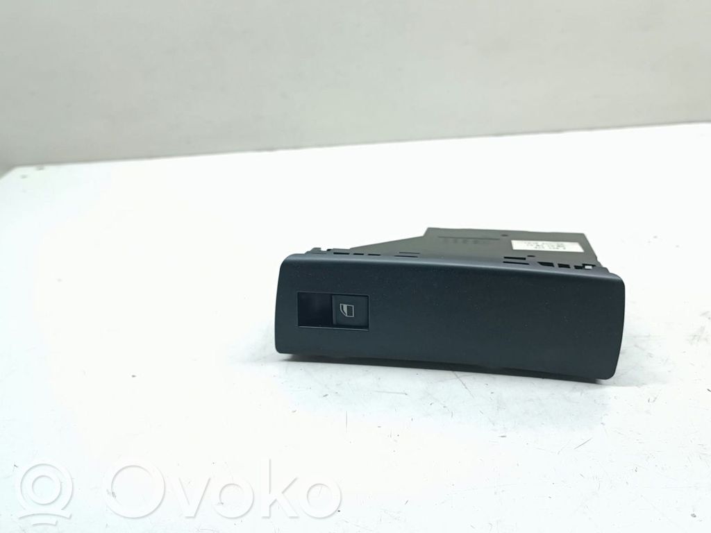 Electric window control switch   6962510