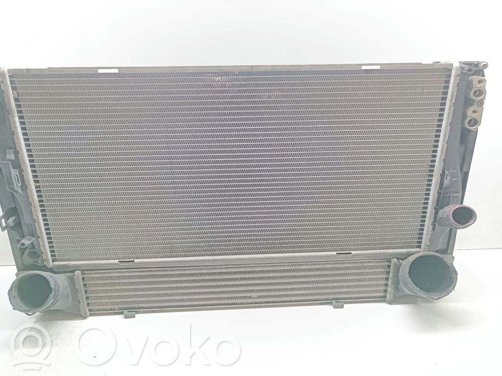 BMW 3 E90 E91 Radiatorių komplektas 
