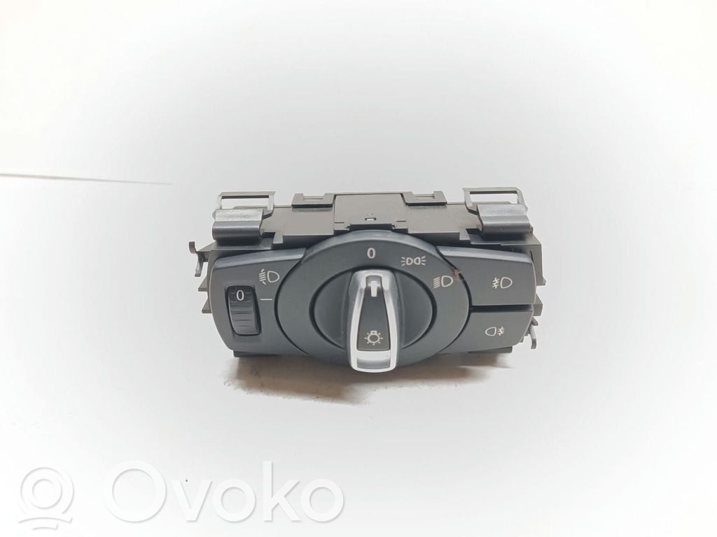 Light switch   9169405