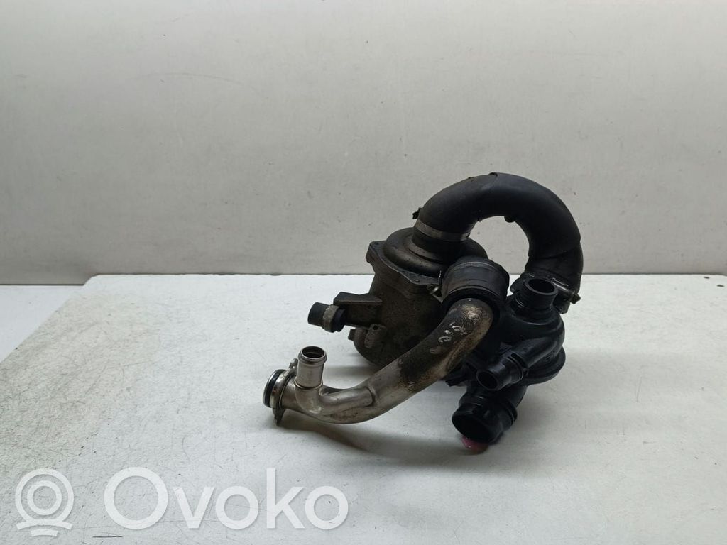 BMW 3 E90 E91 Water pump 