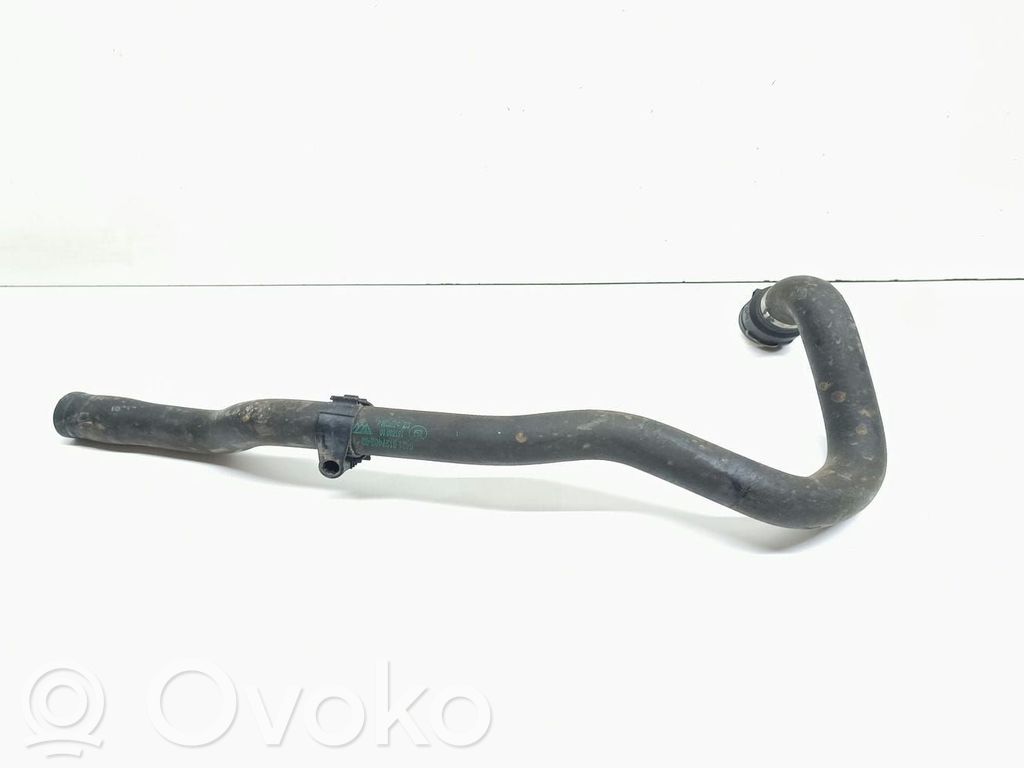 BMW 1 E81 E87 Conductă/furtun lichid de răcire motor 