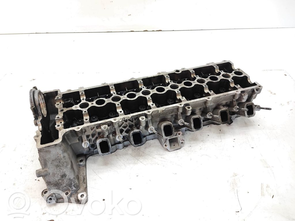 BMW 3 E90 E91 Engine head 