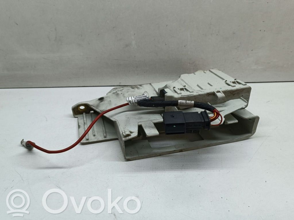 BMW 2 F46 Cutie unitate control motor 