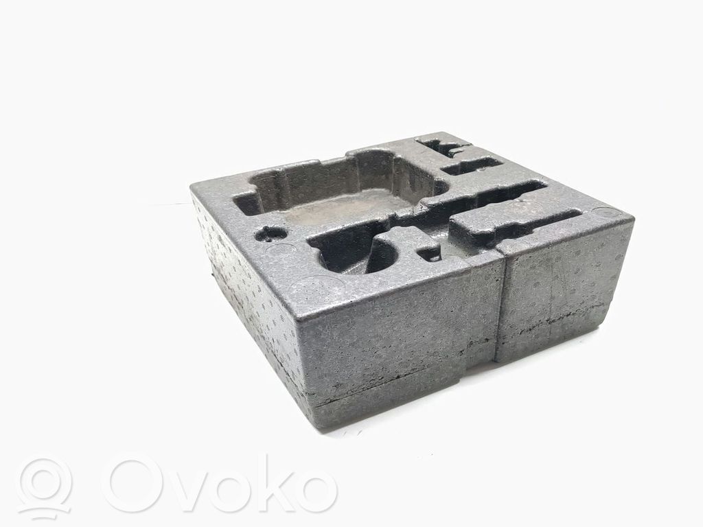 BMW 2 F46 Tool box 