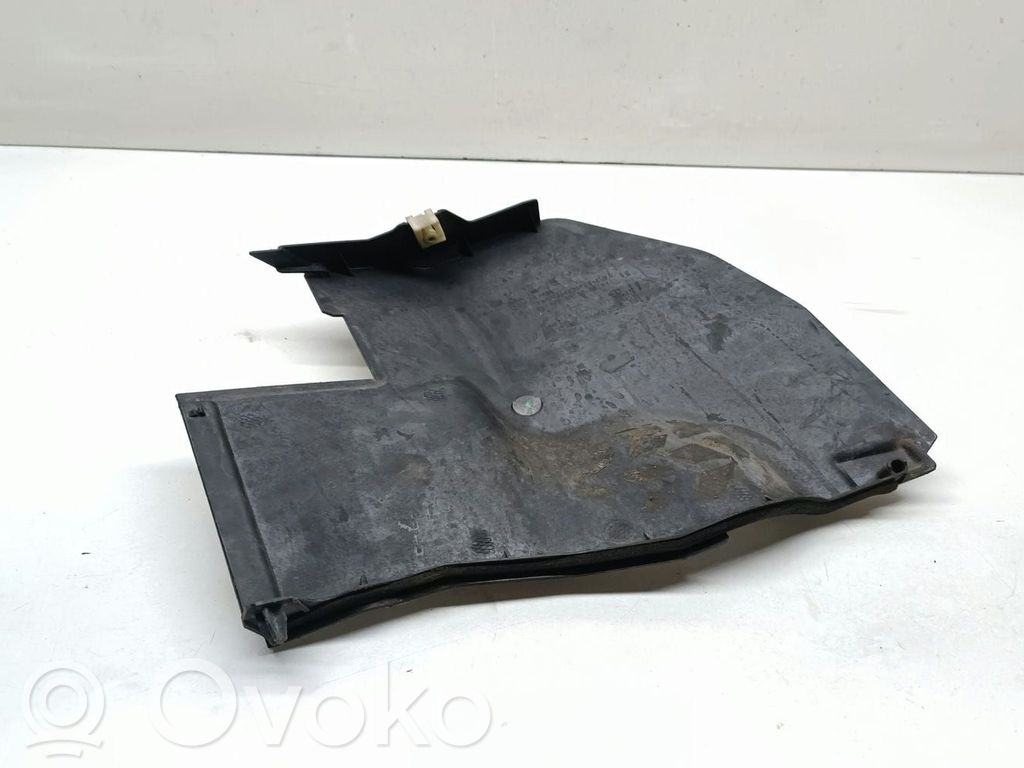 BMW 2 F46 Osłona termiczna rury wydechowej 