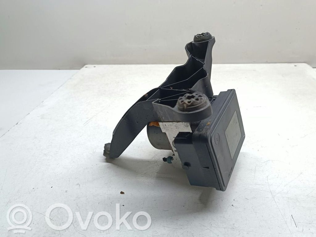 BMW 2 F46 ABS-pumppu 