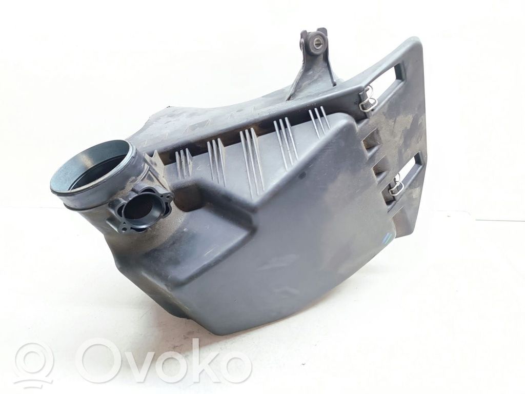 BMW 6 E63 E64 Air filter box 