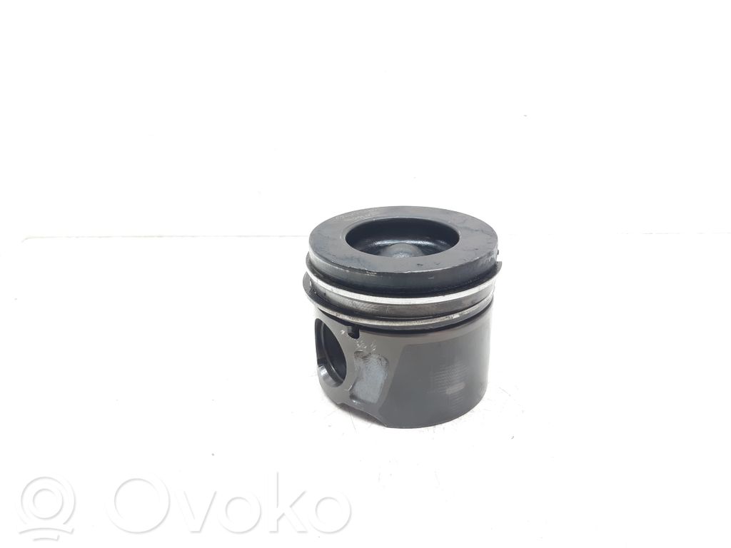 Land Rover Evoque I Piston 