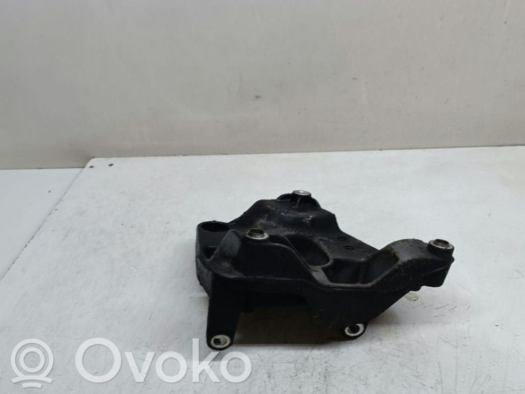 BMW X3 E83 A/C compressor mount bracket 