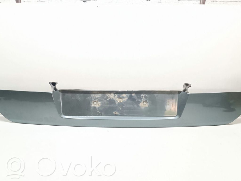 BMW 7 E65 E66 Tailgate trim 