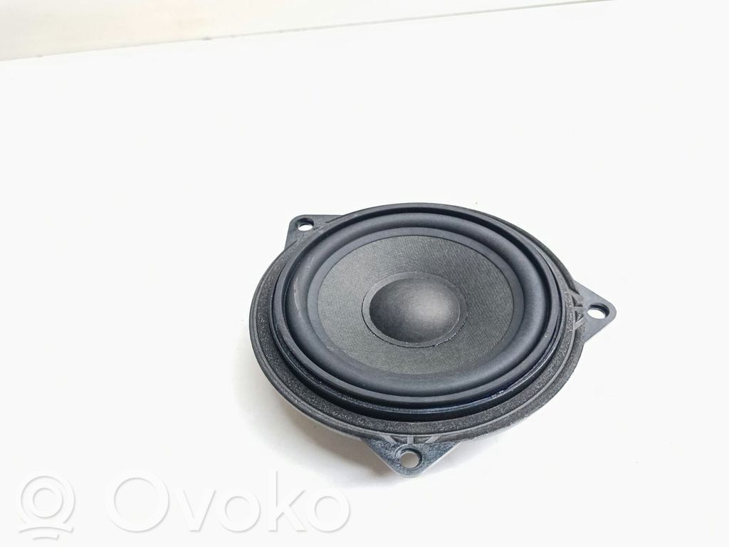 BMW 3 E92 E93 Takaoven kaiutin 