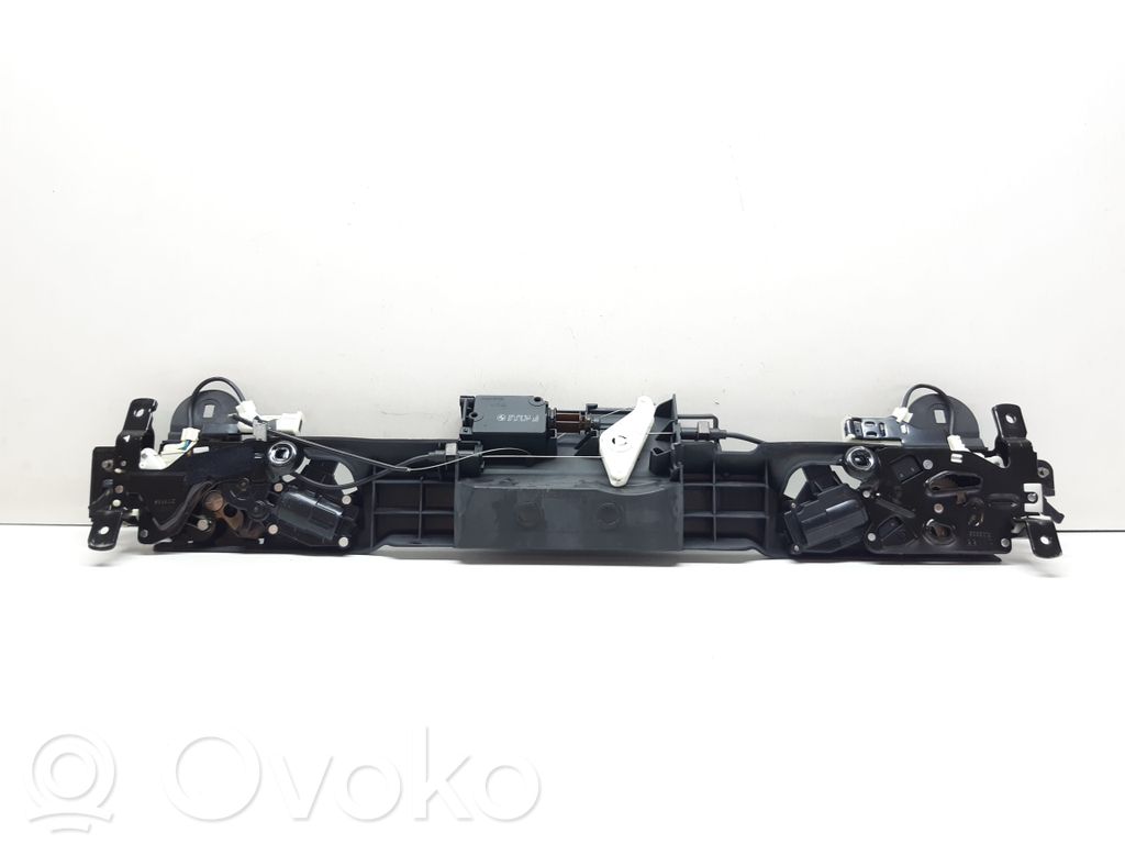 Tailgate/trunk/boot lock/catch/latch   7258345,51247258345