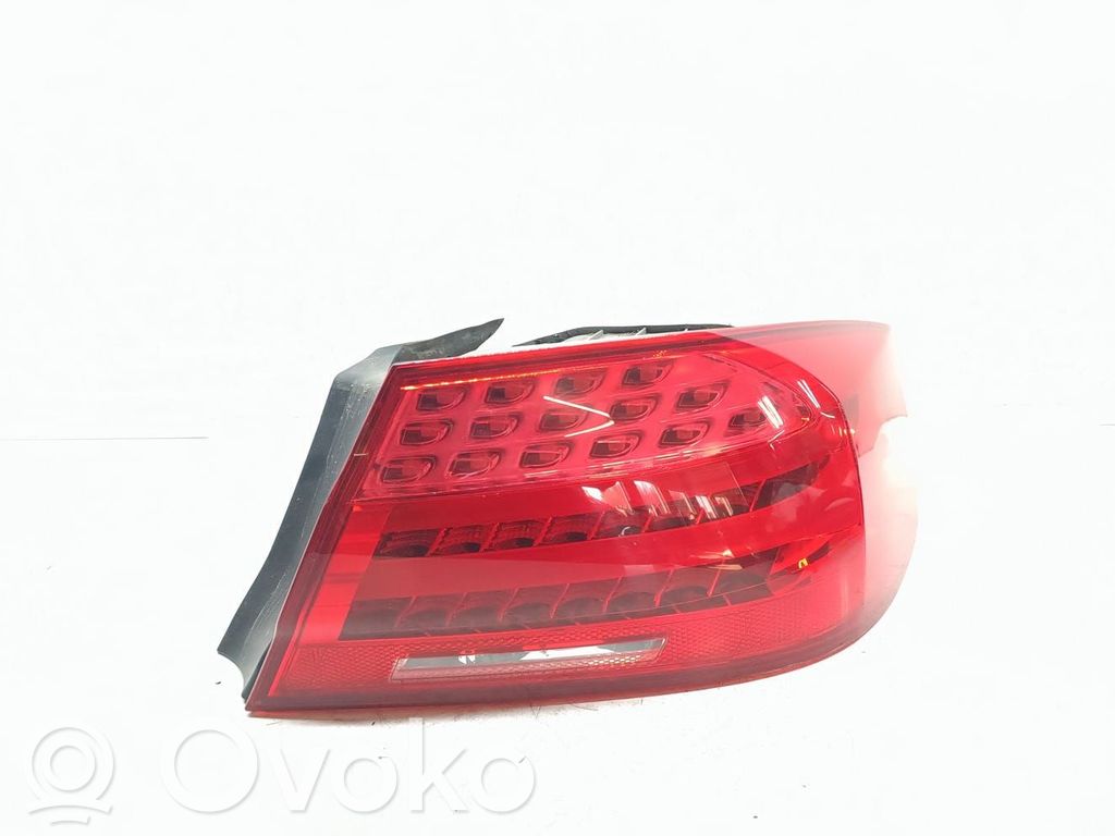 BMW 3 E92 E93 Galinis žibintas kėbule 