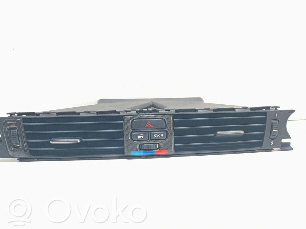 Centrinės oro grotelės   9130469