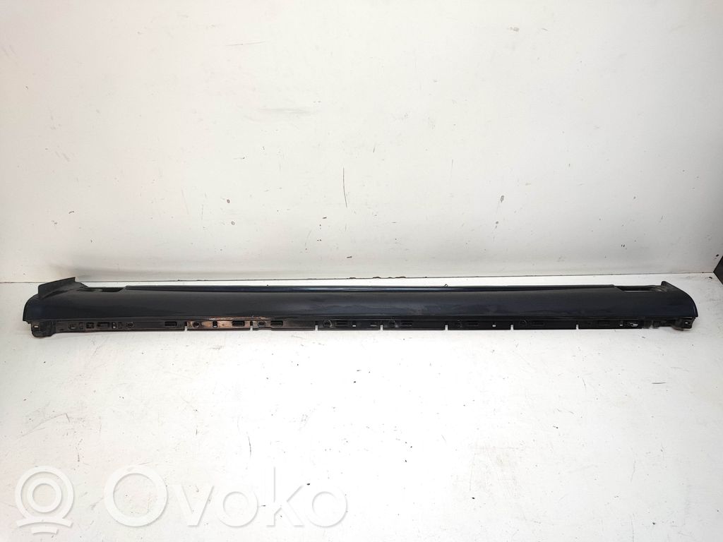 Porsche Cayenne (92A) Sottoporta 