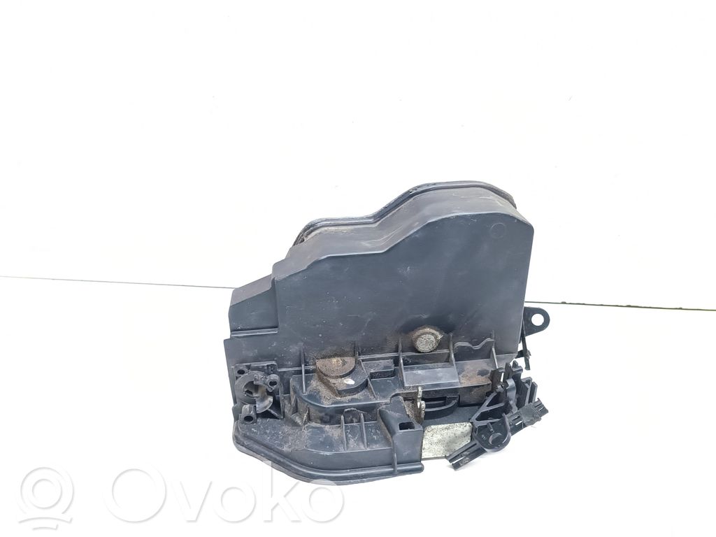 Etuoven lukko   7167072