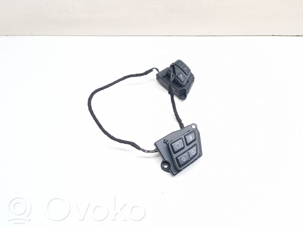 BMW 1 E81 E87 Boutons / interrupteurs volant 