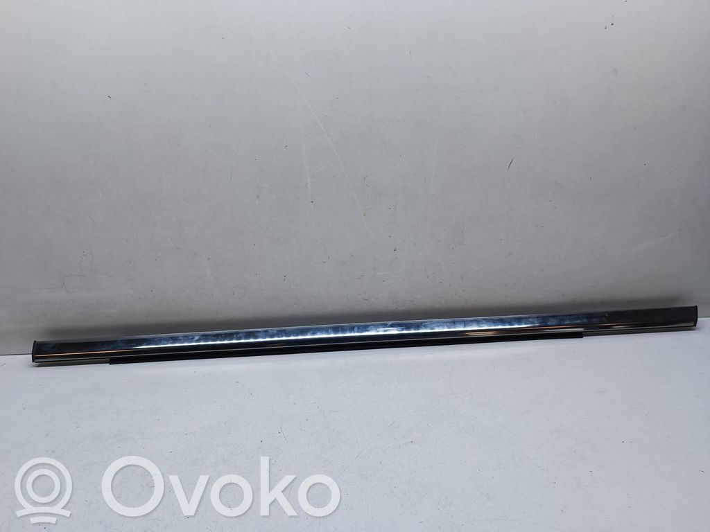 Jeep Grand Cherokee Rivestimento modanatura del vetro della portiera posteriore