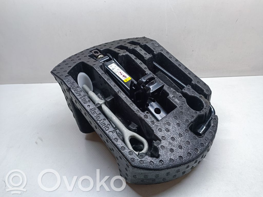 Jeep Grand Cherokee Zestaw narzędzi 