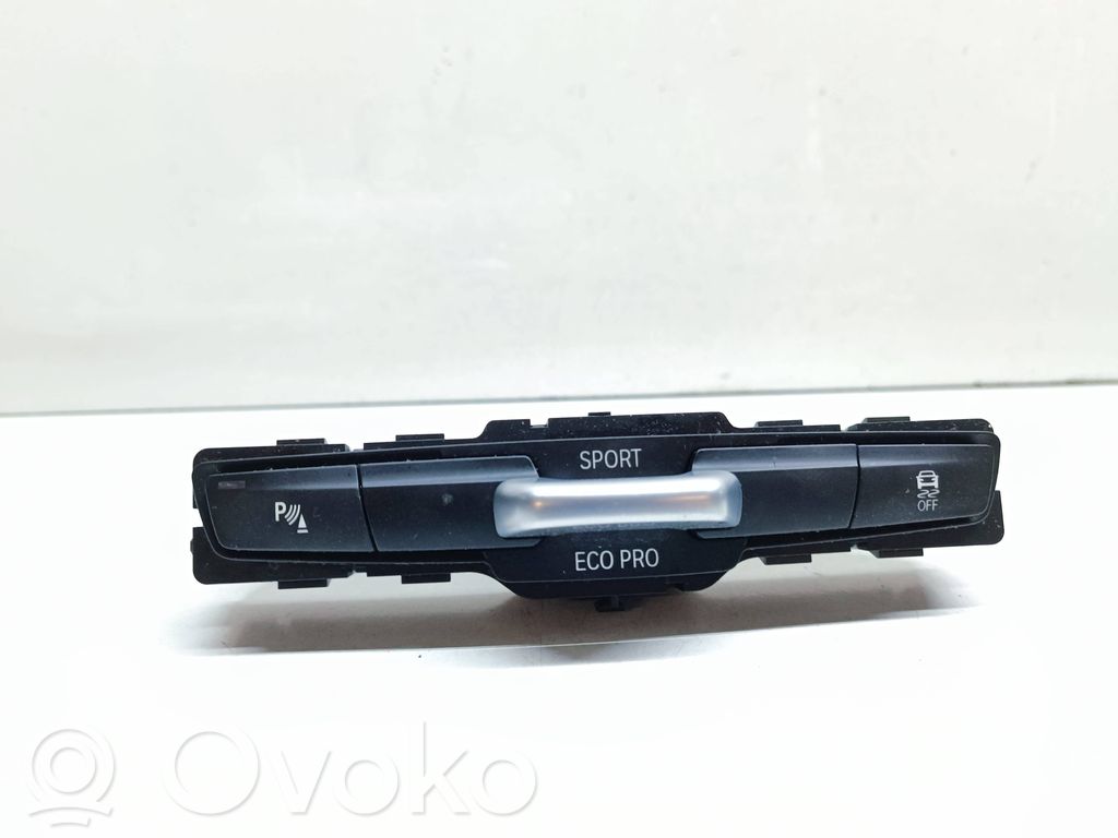 BMW 2 F46 Otros interruptores/perillas/selectores 