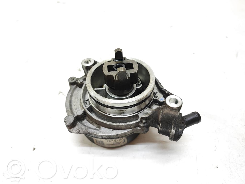 BMW 5 E60 E61 Vacuum pump 