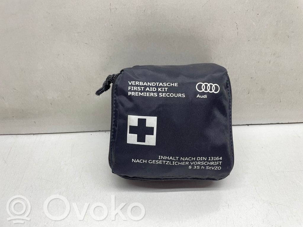 Audi Q7 4M Kit ajutor de urgență 