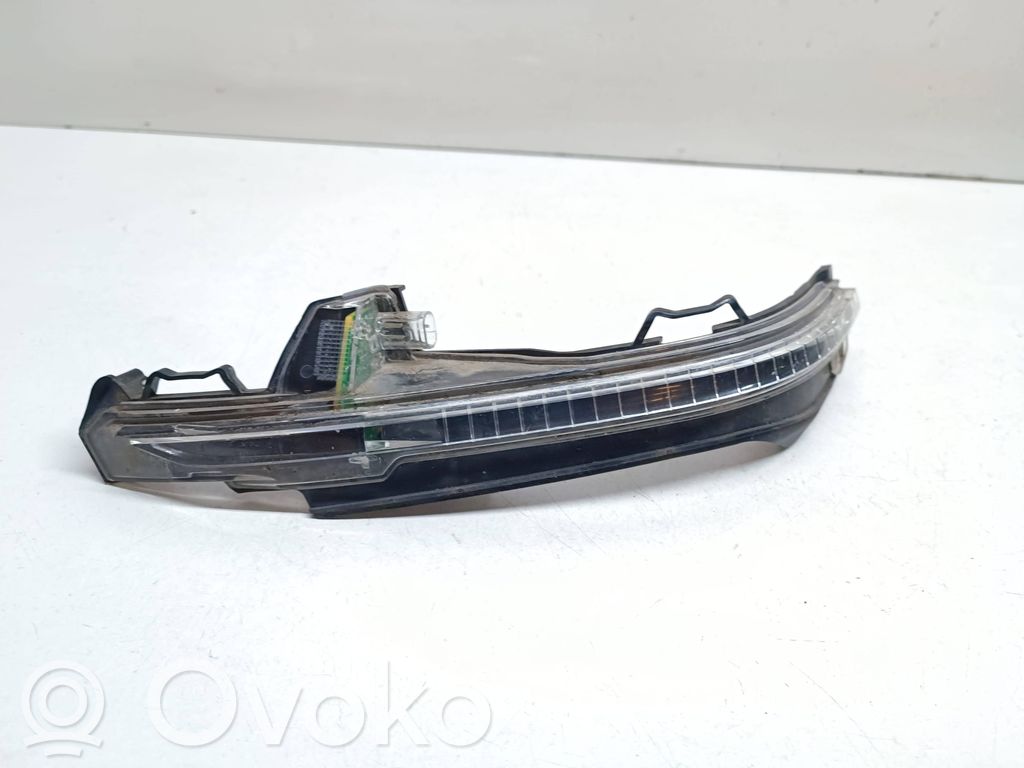 Audi Q7 4M Indicatore specchietto retrovisore 