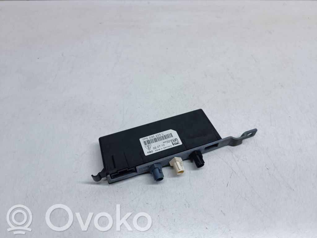Porsche Cayenne (92A) Amplificatore antenna 