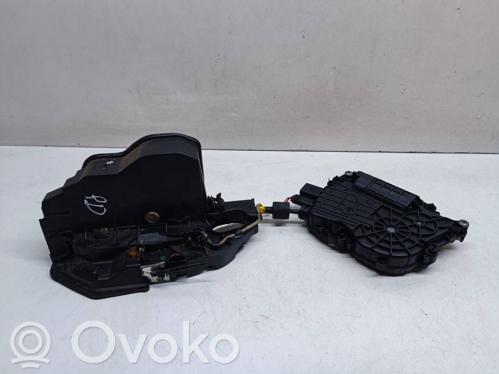 BMW X5 E70 Front door lock 