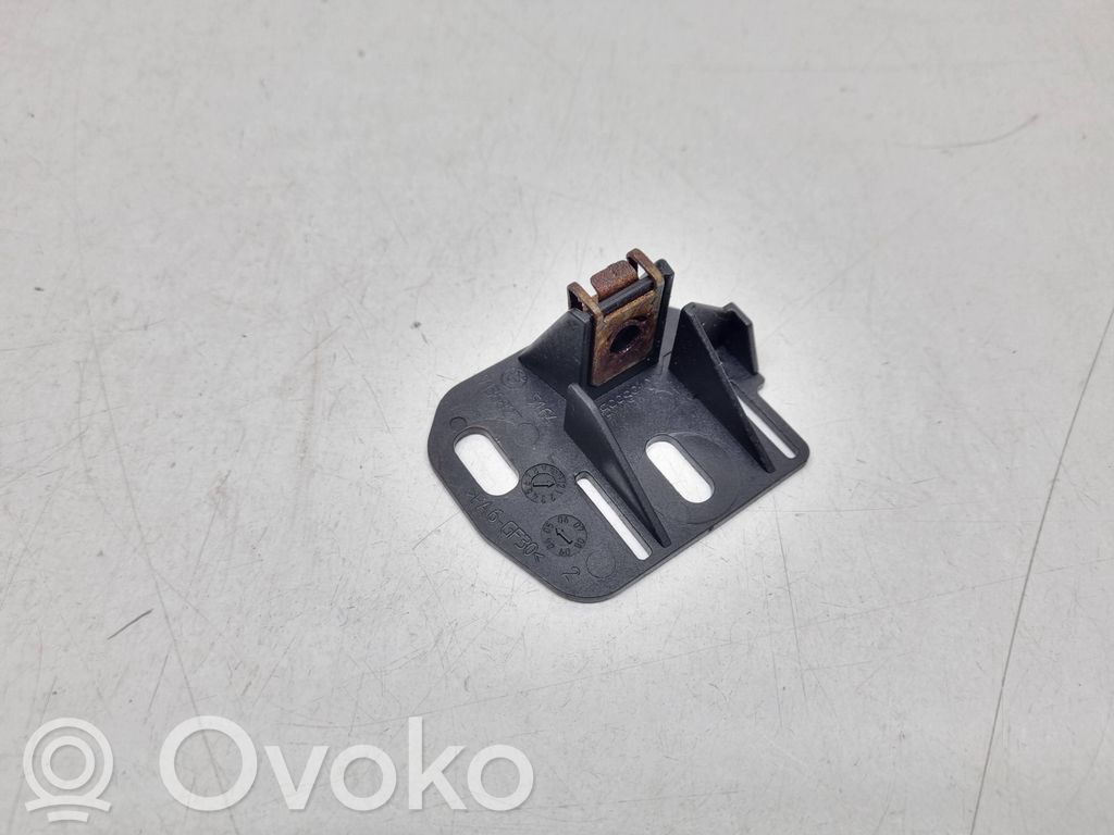 BMW 3 E90 E91 Support phare frontale 