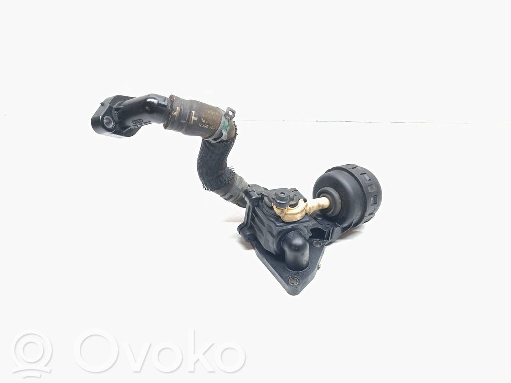 Audi Q7 4M Engine coolant pipe/hose 