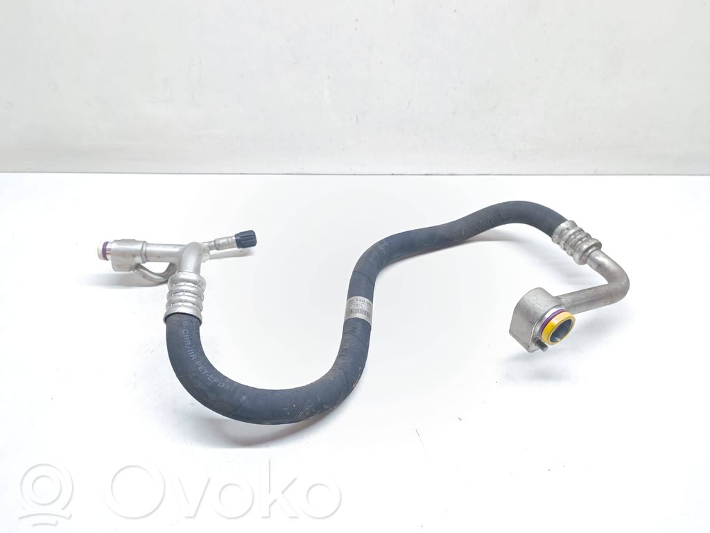 Ilmastointilaitteen putki (A/C)   9232585,64509232585
