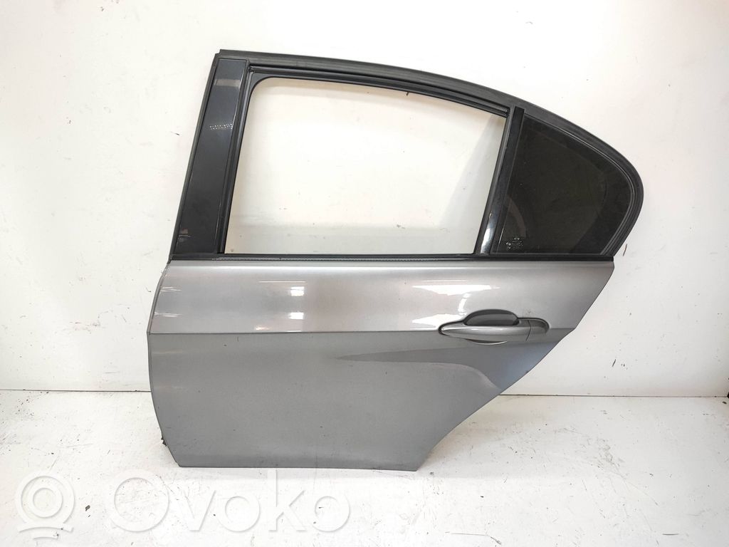 Rear door