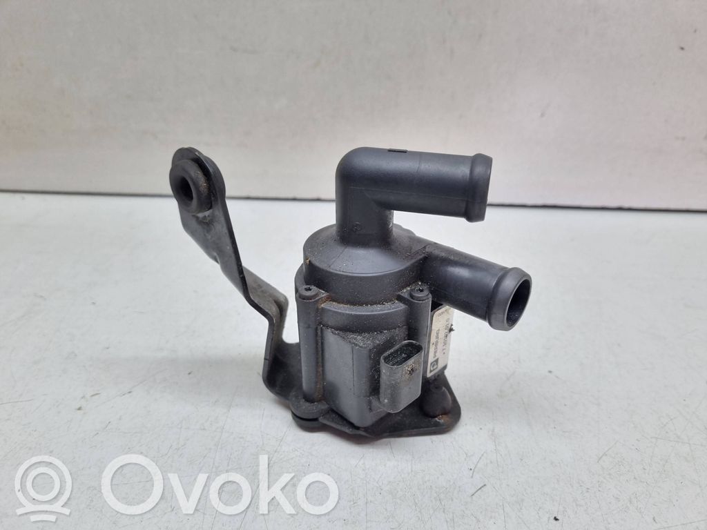 BMW 7 F01 F02 F03 F04 Pompa cyrkulacji / obiegu wody 